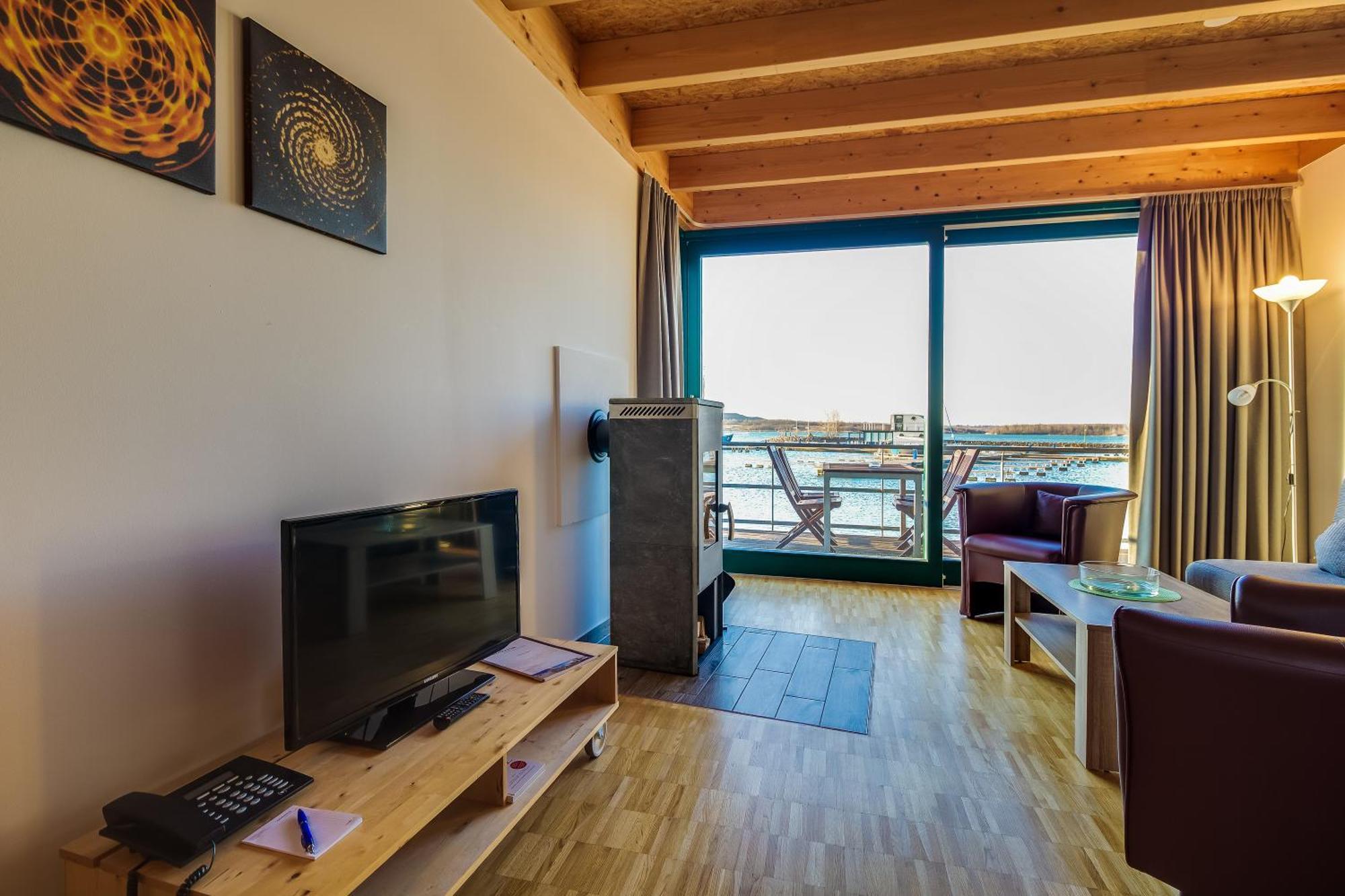 Lagovida Das Ferienresort Am Stoermthaler See Großpösna Kültér fotó