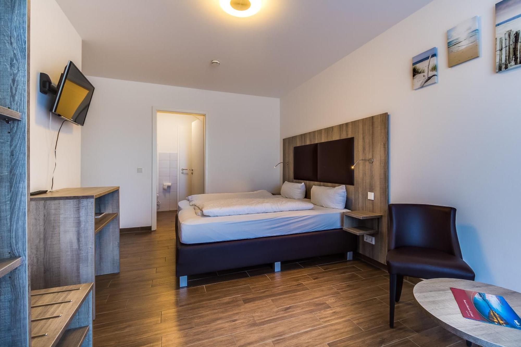 Lagovida Das Ferienresort Am Stoermthaler See Großpösna Kültér fotó